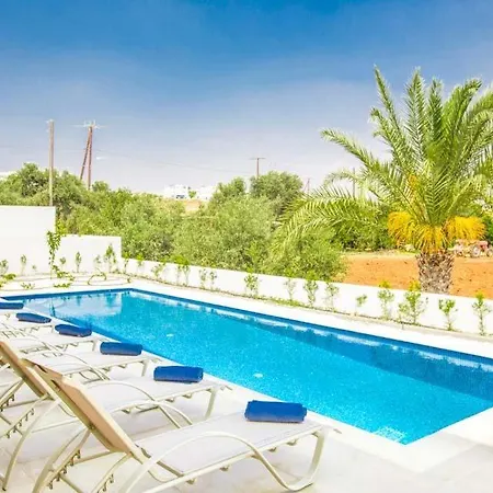 In Sleeps 7 With Pool Air Con And Wifi Βίλα Πρωταράς